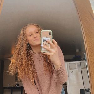 Meet your Posher, Kaycee